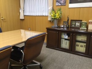三郷市長選挙投票所スロープ設置・撤去工事受注
